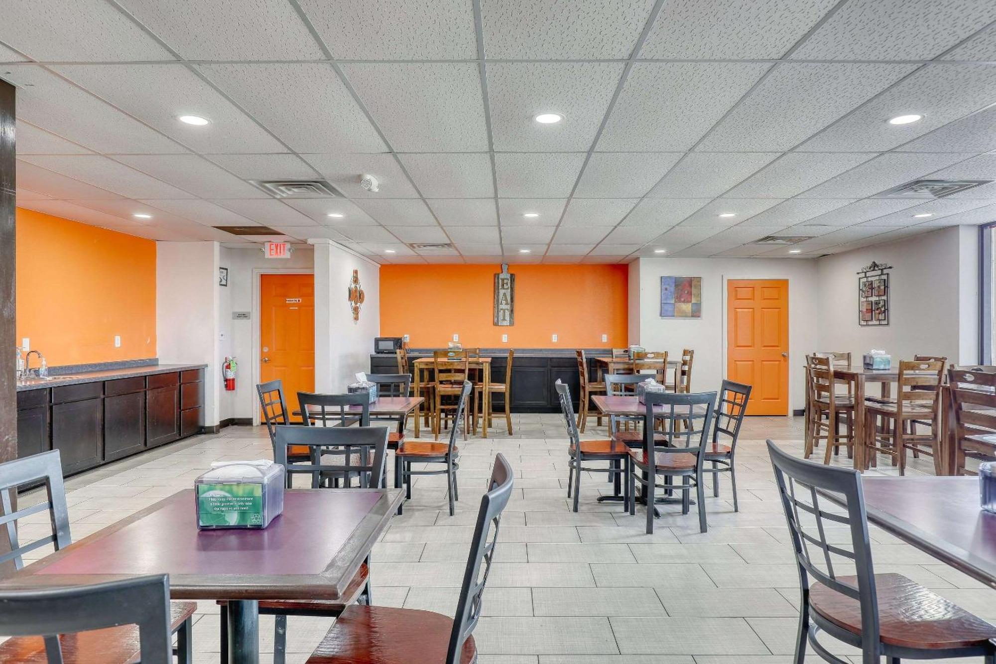 伊克诺拉奇酒店 尼纳 外观 照片